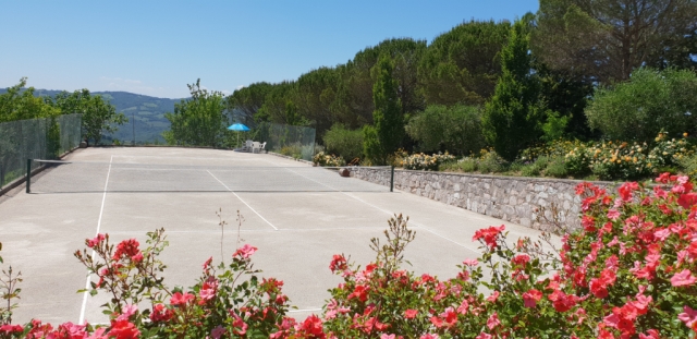 Il campo da tennis